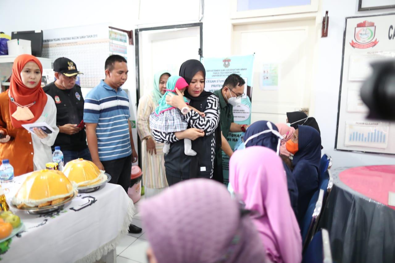 Grebek Stunting, Wawali Makassar Kunjungi Dua Puskesmas